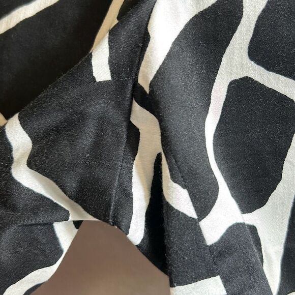 B84 Michael, Michael Kors black/white giraffe print size 6 - Picture 4 of 9